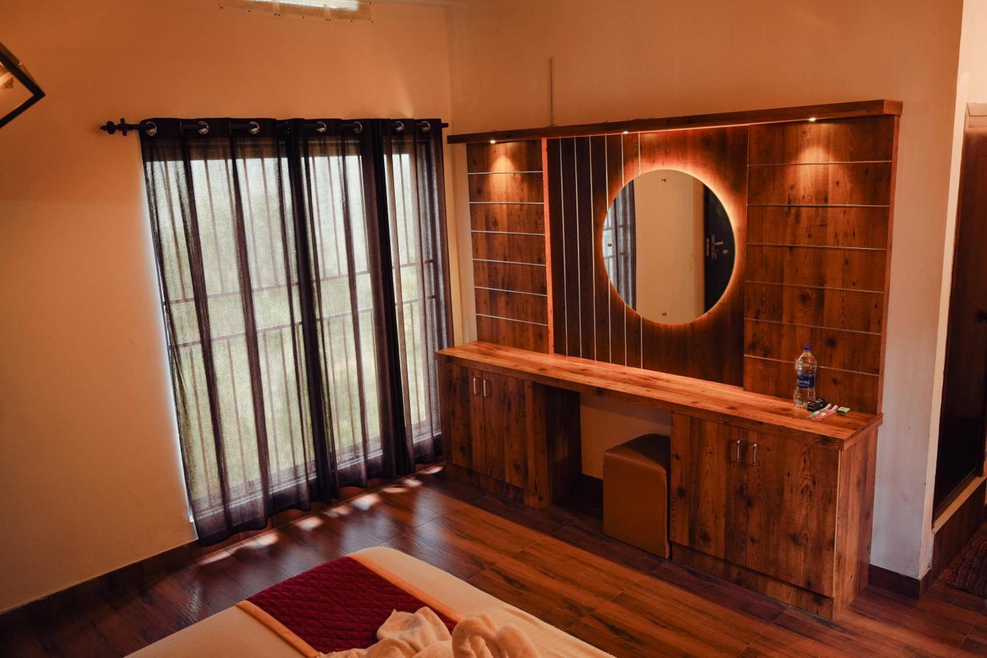 Haze Woods Resort Vaduvanchal Екстериор снимка